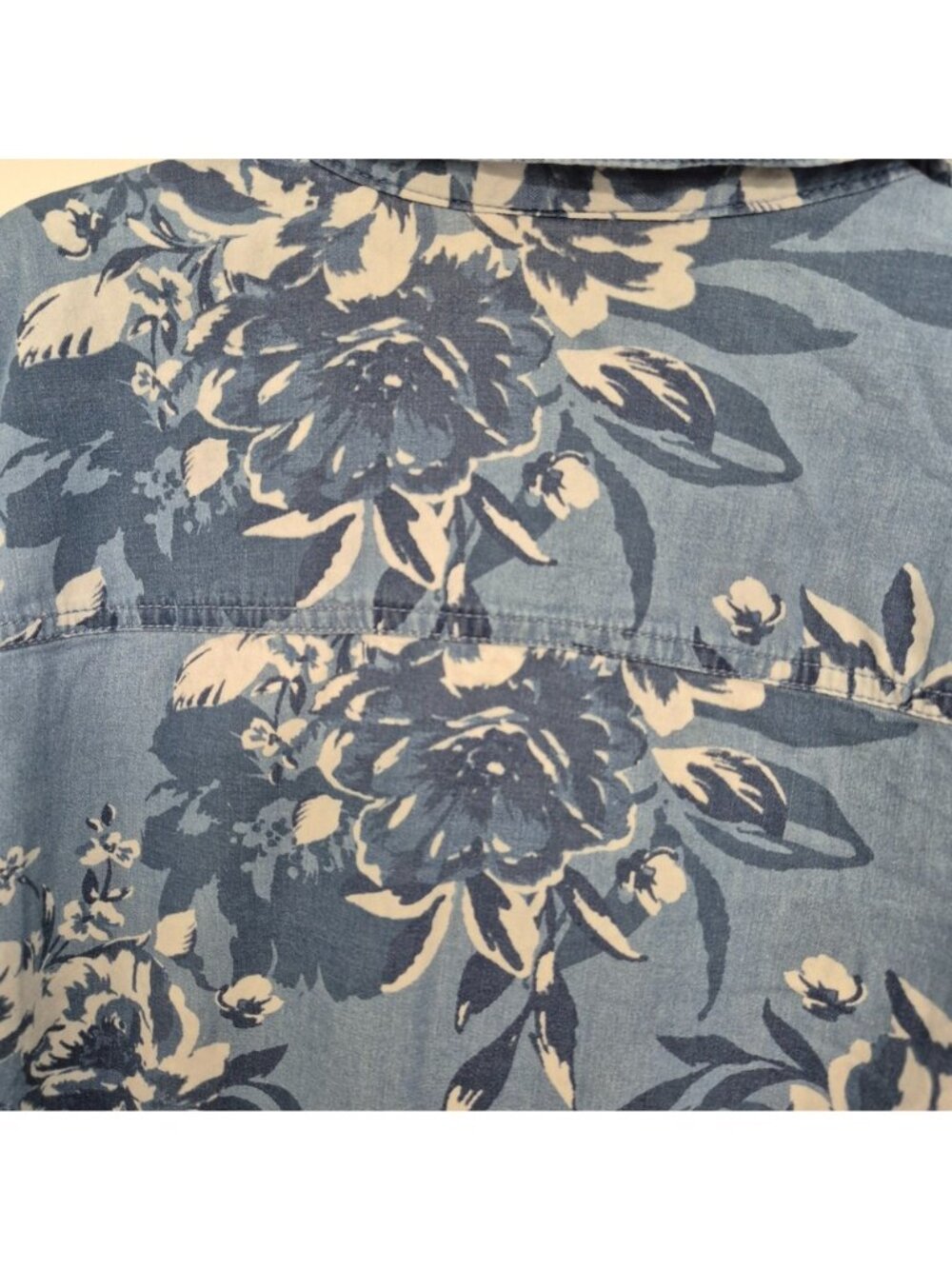 Denim & Co. Women's Floral Blue Cottage Core Button-Up Long Sleeve Top - Picture 5 of 6
